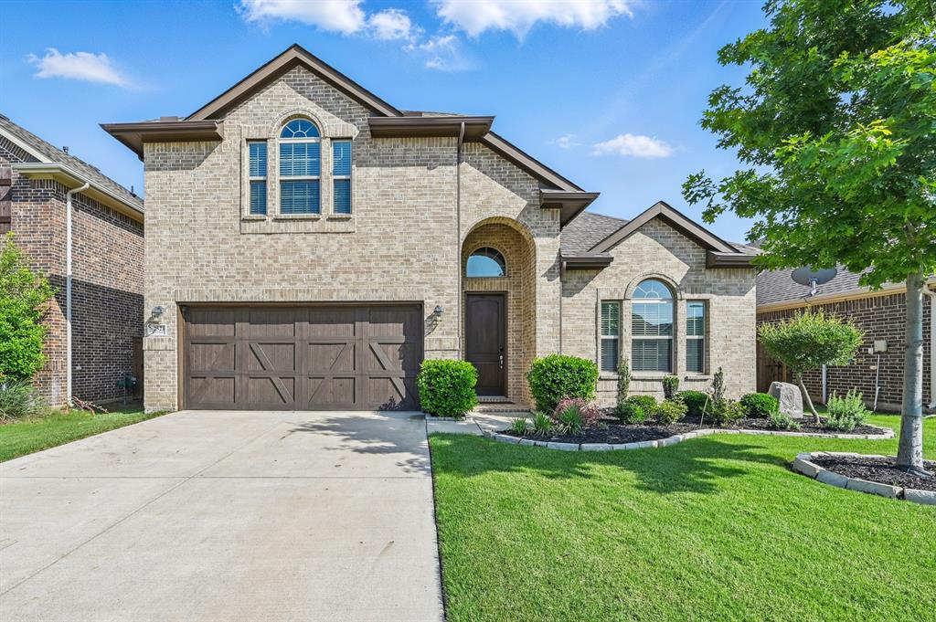 2521 Linwood Drive