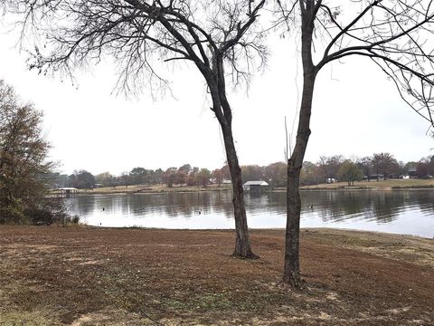 Photo of 159 Rs County Road 3365, Emory, TX 75440 (MLS # 21208490)