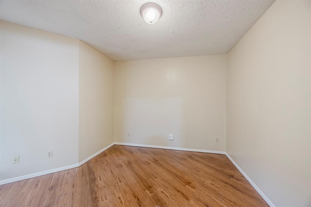 Pecan Chase Condo - Residential