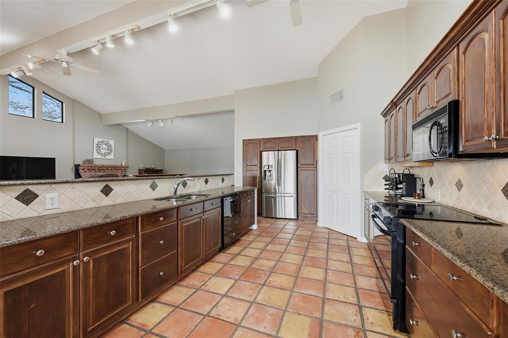 Lake Kiowa - Residential