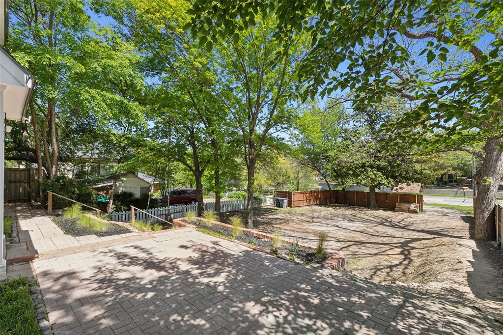627 N Hampton Road