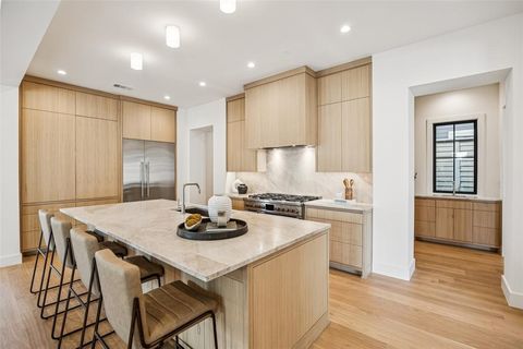 Tiny photo for 6833 Northridge Drive, Dallas, TX 75214 (MLS # 21197392)