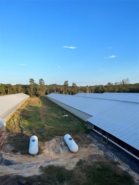737 County Road 2855