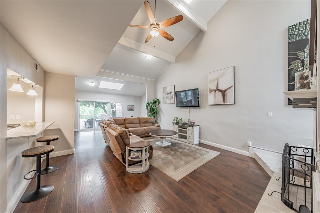 Villas Twnhs - Residential