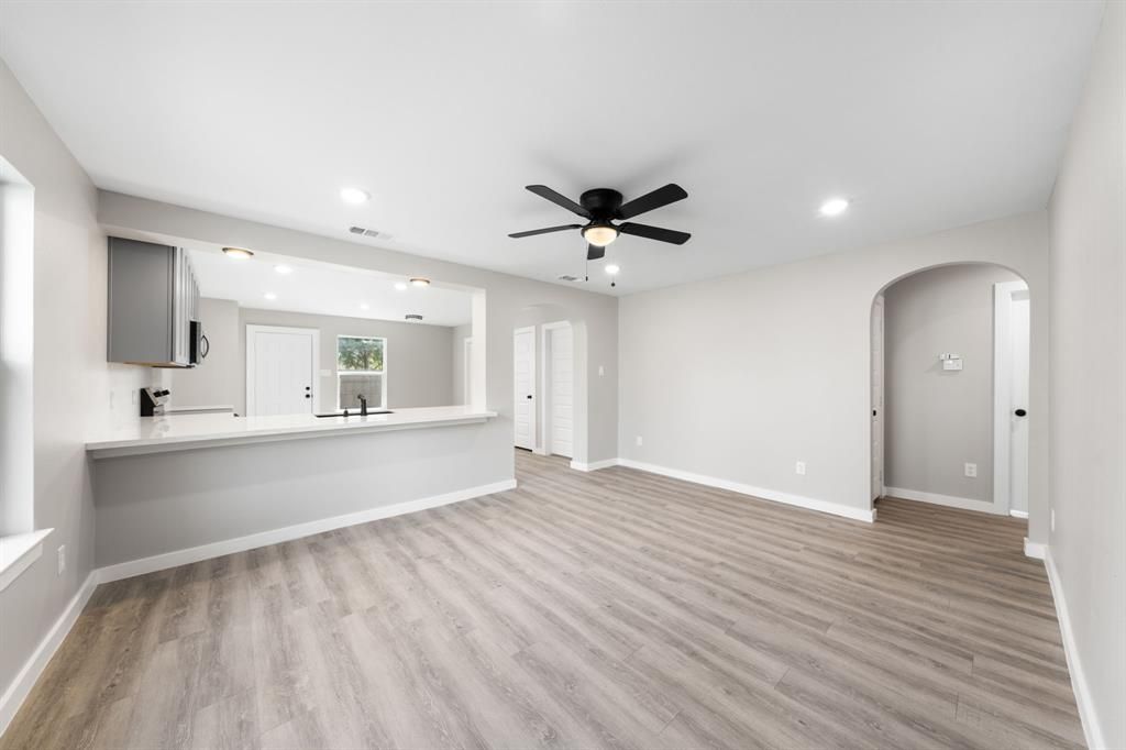 Photo of 218 Chandler Street, Wilmer, TX 75172 (MLS # 21126665)