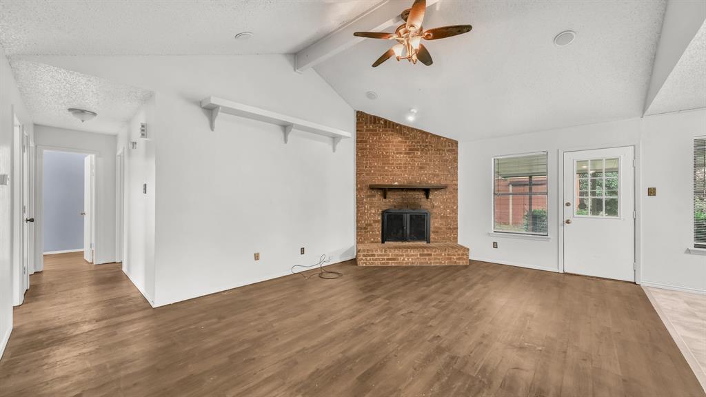 1233 Dennis Drive