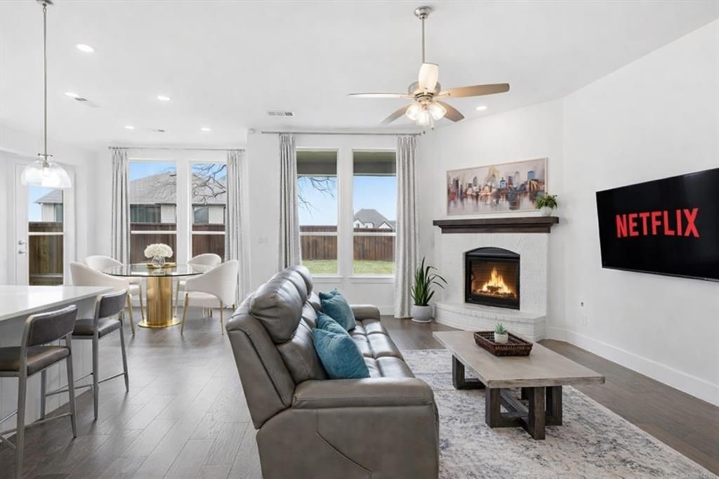 Photo of 4105 Crossroads Court, Oak Point, TX 75068 (MLS # 21206505)