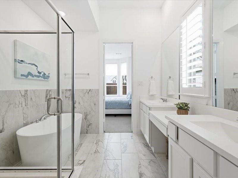 4105 Crossroads Court