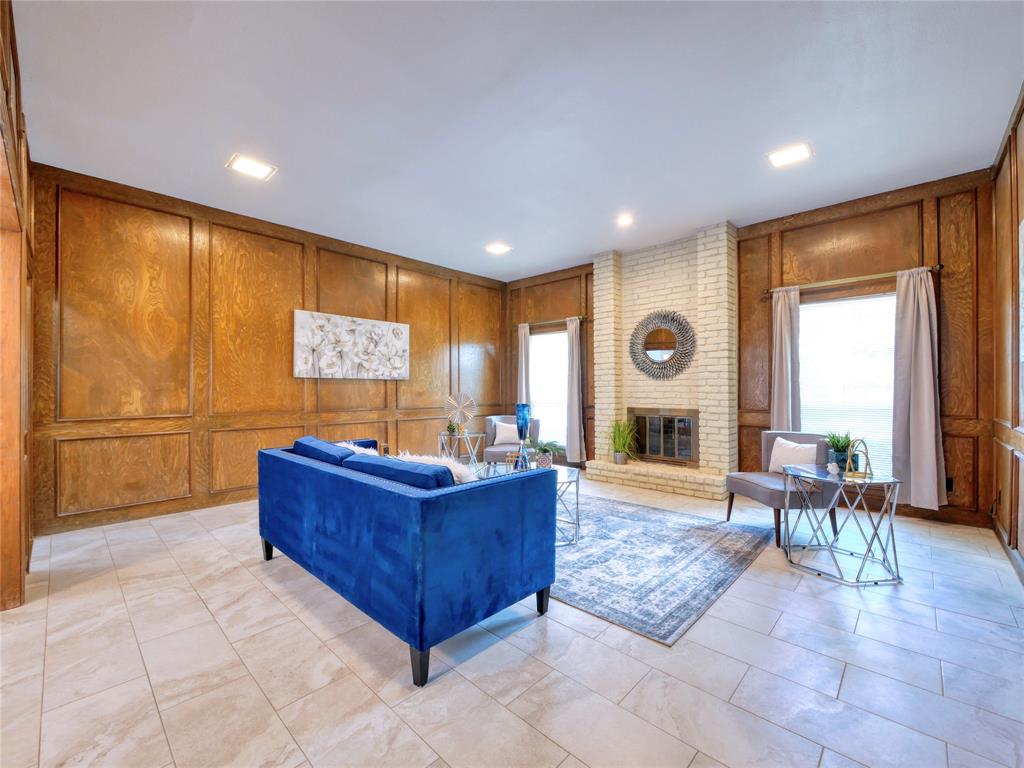 1208 Richland Oaks Drive