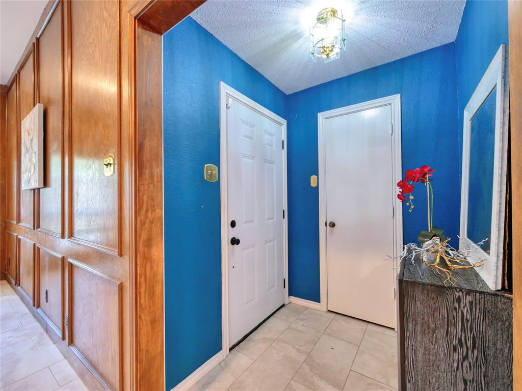 1208 Richland Oaks Drive