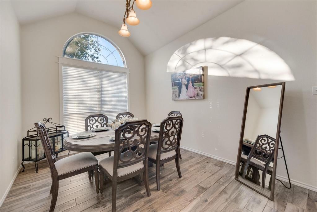 1115 W Cleburne Road