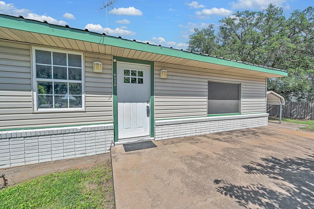6520 N State Highway 6