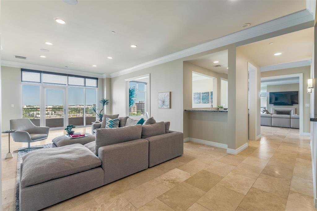 Plaza at Turtle Creek Residences Ph 2 - Residential