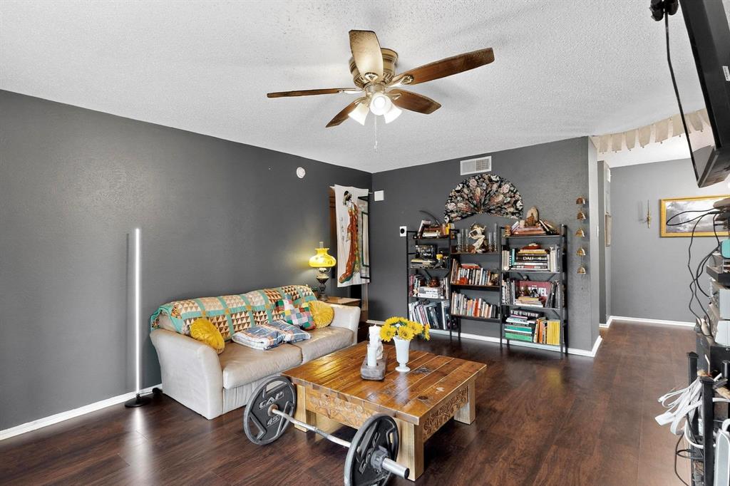 8109 Skillman Street 3003