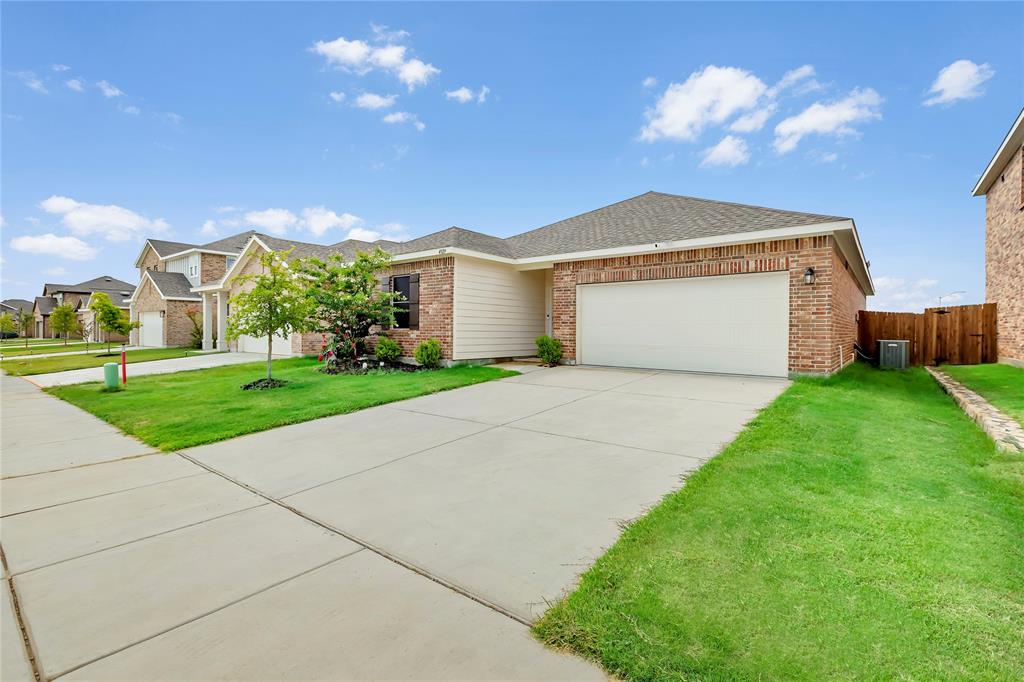 4929 Knob Drive
