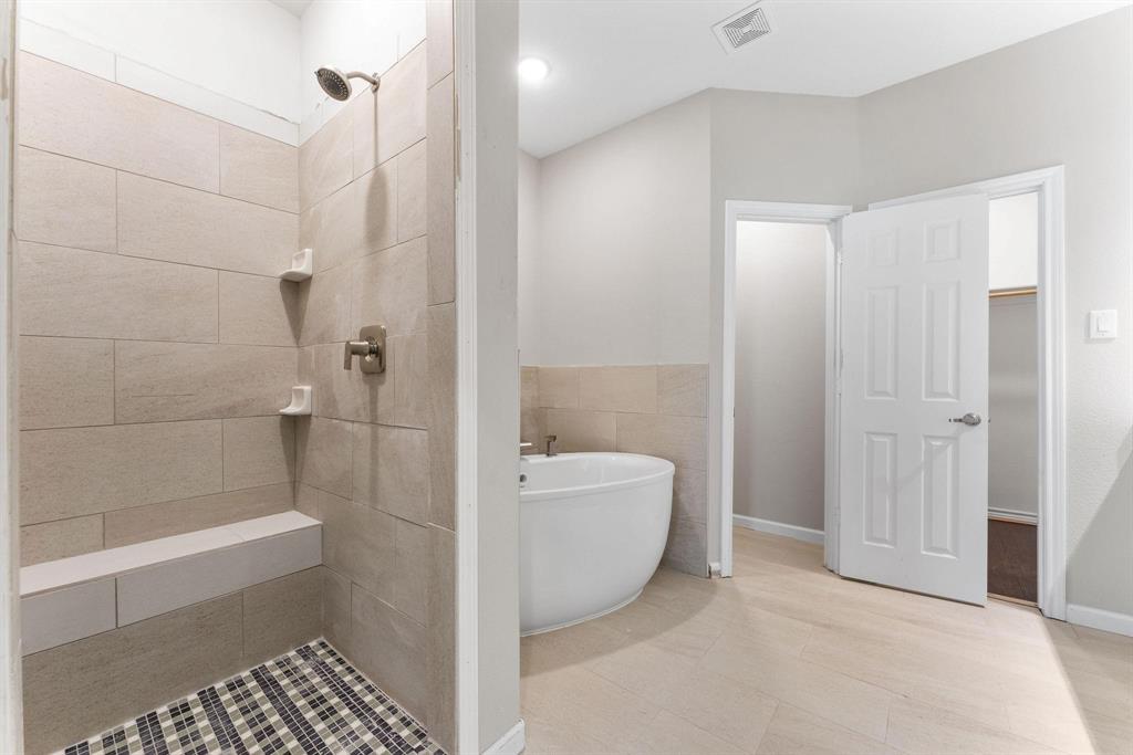 Highland Woods 02 - Residential