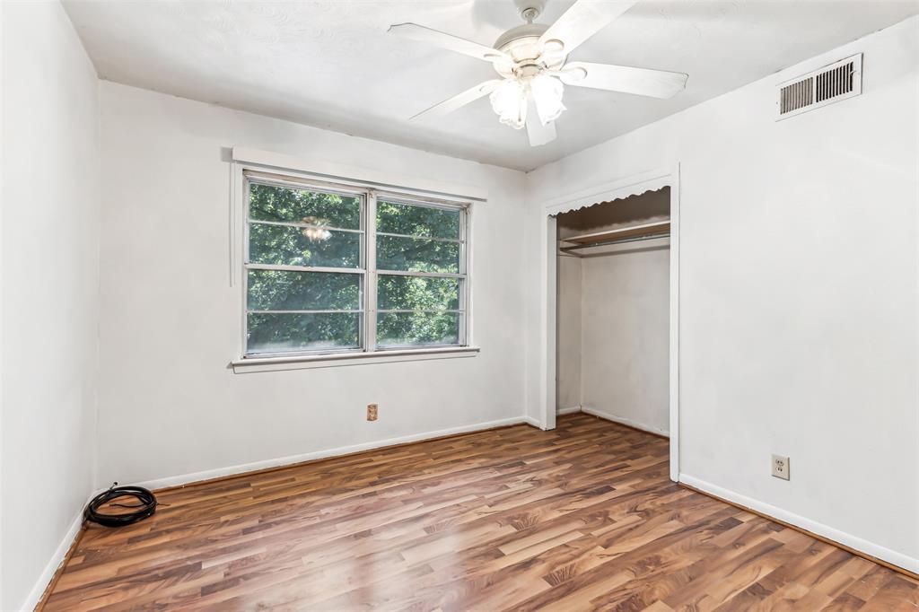 Dallas, Texas 75227, United States, 3 Bedrooms Bedrooms, ,3 BathroomsBathrooms,Residential,Active,40469