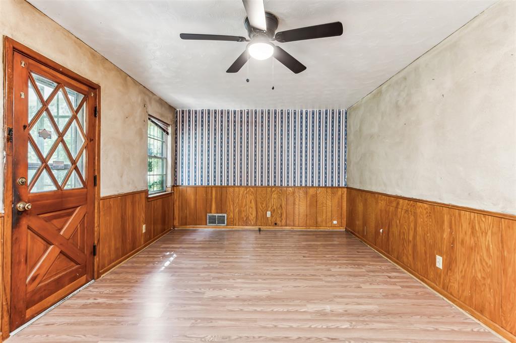 Dallas, Texas 75227, United States, 3 Bedrooms Bedrooms, ,3 BathroomsBathrooms,Residential,Active,40469