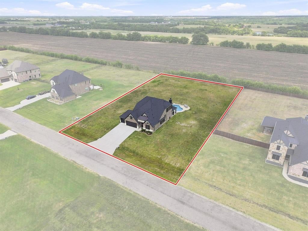 1056 Hickory Lane