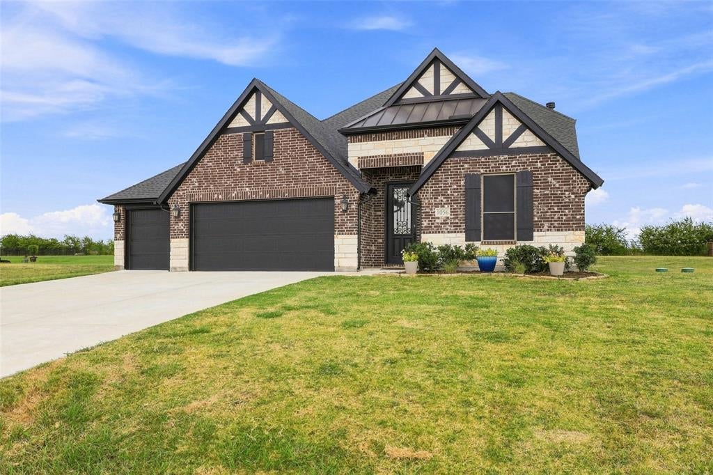 1056 Hickory Lane