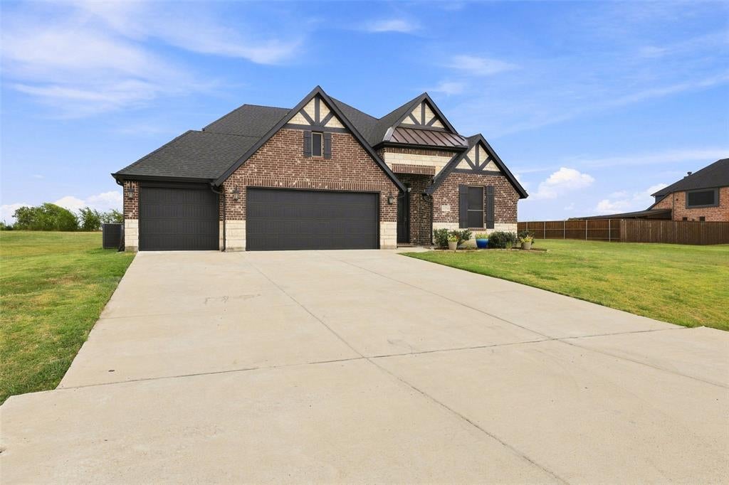1056 Hickory Lane
