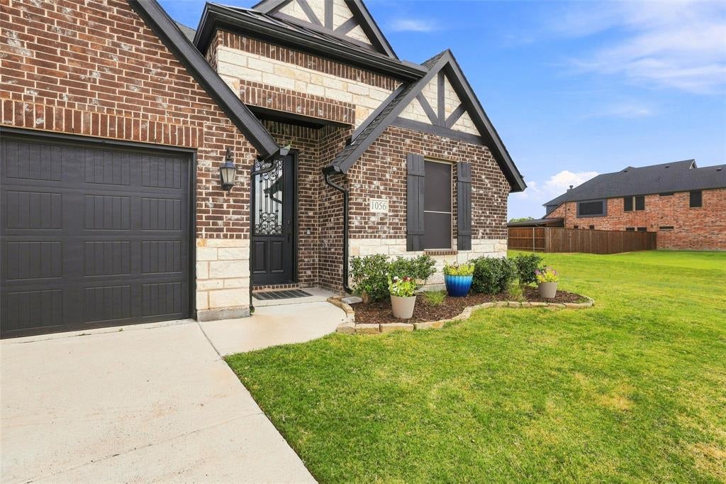 1056 Hickory Lane