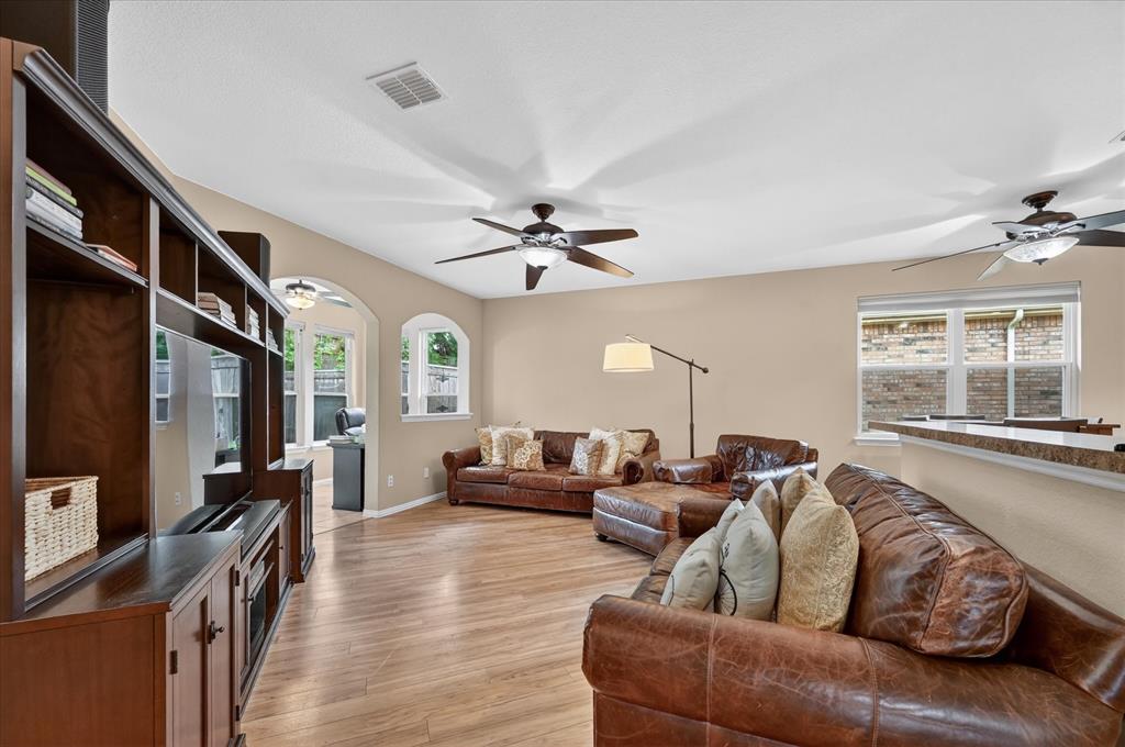Oaks At North Lakeview Ph 1 - Residential