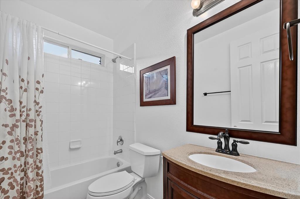 Oaks At North Lakeview Ph 1 - Residential