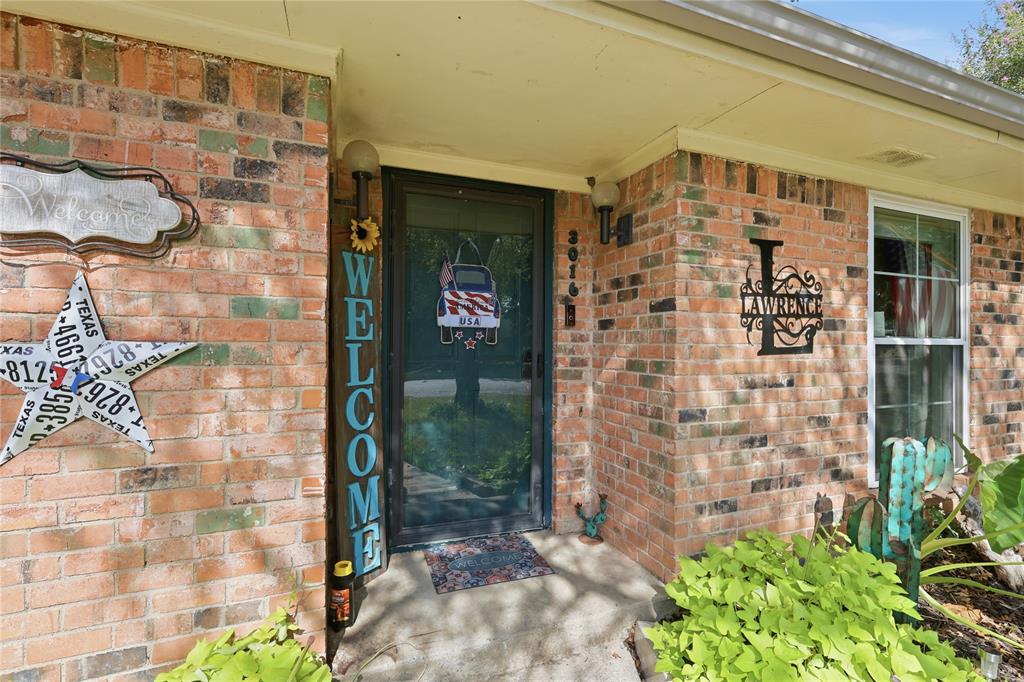 3016 Arapaho Road