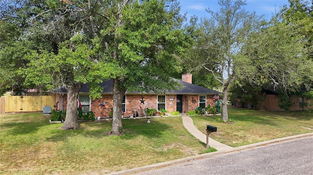 3016 Arapaho Road