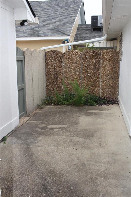 SOUTHGATE - Residential Lease