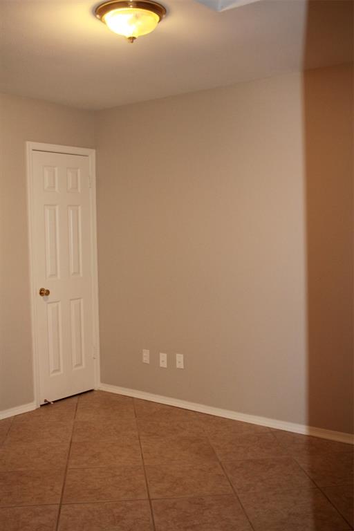 SOUTHGATE - Residential Lease