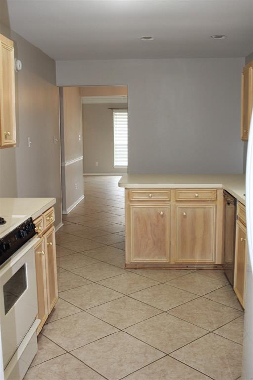 SOUTHGATE - Residential Lease