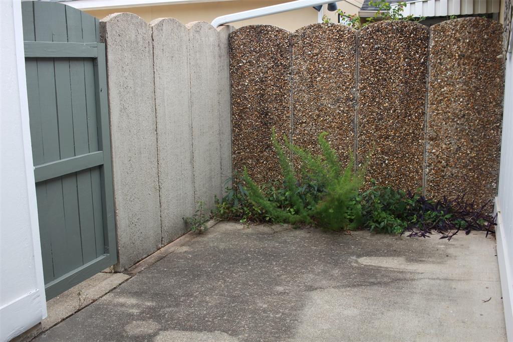 SOUTHGATE - Residential Lease