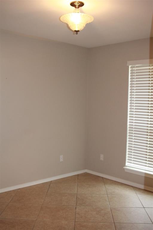 SOUTHGATE - Residential Lease