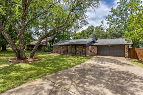 Photo of 2711 Lone Star Lane, Grapevine, TX 76051 (MLS # 21291757)
