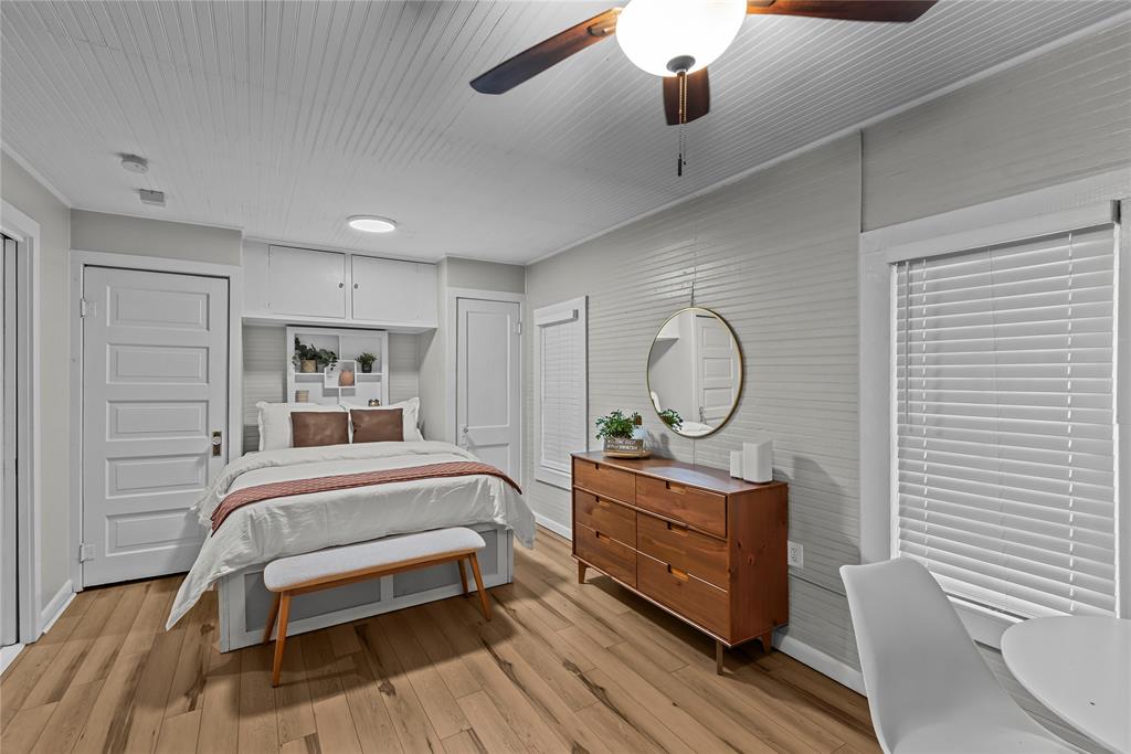 2304 Highland Avenue