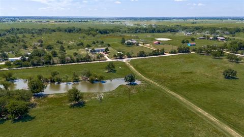 9121 NE County Road 2170 Powell TX 75153