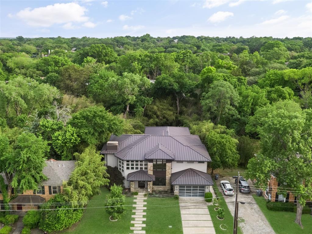 6620 Lake Circle