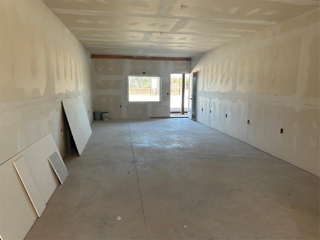 PERRY, DANIEL SURVEY Abstract 1242 Tract 1A & 1G - Commercial Lease