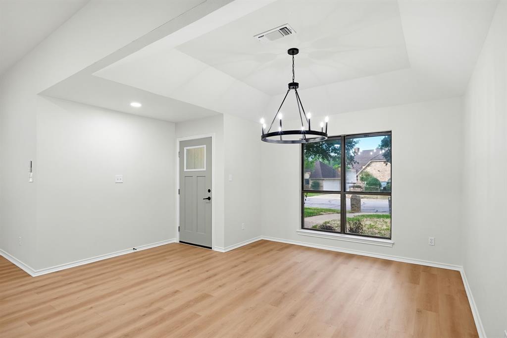 1014 Kingston Drive