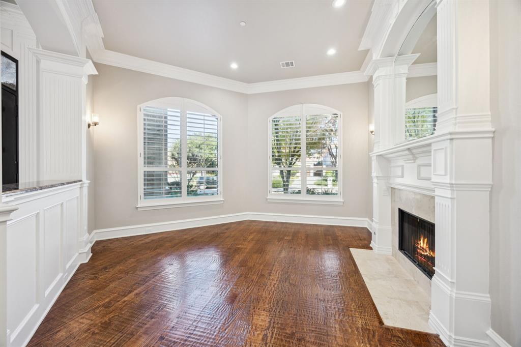 1779 Torrey Pines Lane