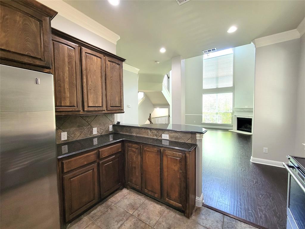 5824 La Vista Drive