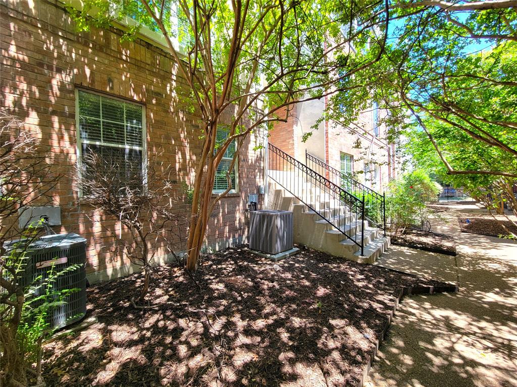 M Streets Twnhms 2nd Inst - Residential
