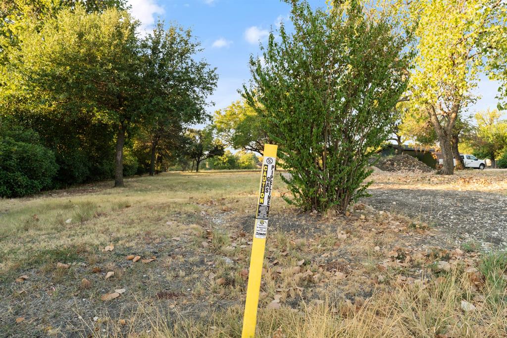 601 & 595 Parker Road