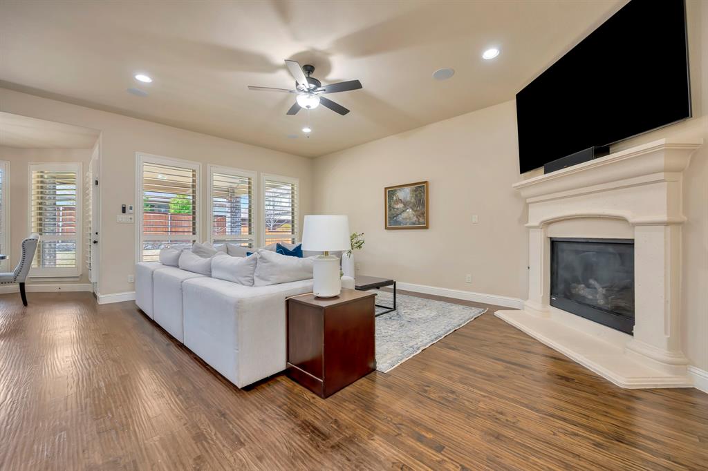 1009 Holston Hills Trail