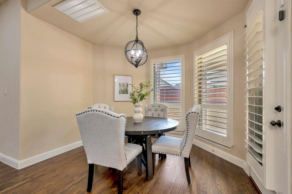 1009 Holston Hills Trail