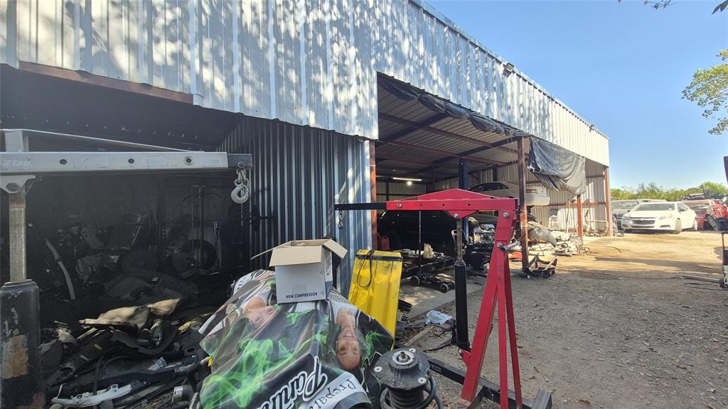 Block 8777 - Union Ctrl Life Ins - Commercial Sale