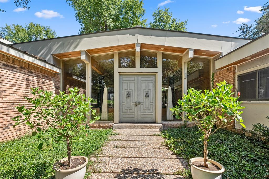 10706 Royal Park Drive