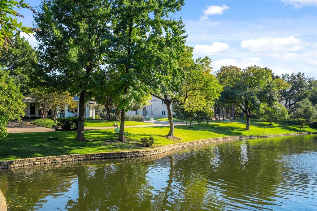 Forest Place Rev - Residential